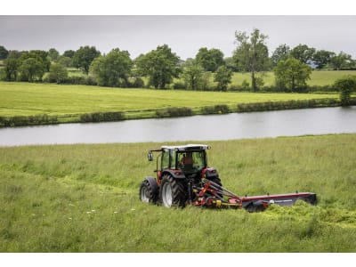 Massey Ferguson Scheibenmähwerk "MF DM 255 P" 2,55 m, Dreipunktanbau Heck Seitenaufhängung