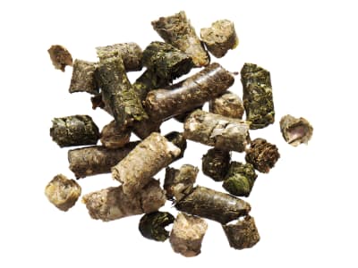 AGROBS Kraftpaket eiweißreiche und energiereiche Cobs als Kraftfutter zum Einweichen AGROBS Kraftpaket eiweißreiche und energiereiche Cobs als Kraftfutter zum Einweichen