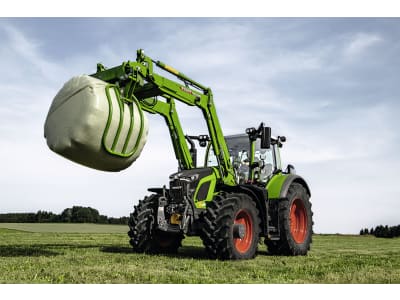 Fendt Traktor "614 Vario" 121 kW (164 PS) bei 1.450 min⁻¹