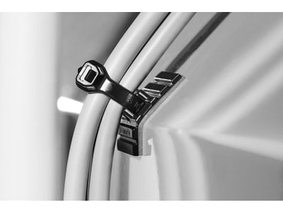 Herth + Buss Kabelbindersockel geklebt, 28 x 28 x 6,3 mm, 50 265 724 Herth + Buss Kabelbindersockel geklebt, 28 x 28 x 6,3 mm, 50 265 724