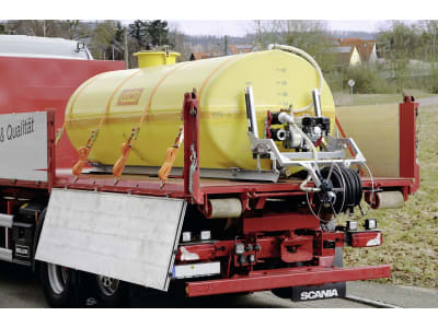 Cemo Bewässerungsanlage "BWS 500" GFK-Fass, ohne Schlauchhaspel, ohne Pumpe, Schwallwand (ab 4.000 l) Cemo Bewässerungsanlage "BWS 500" GFK-Fass, ohne Schlauchhaspel, ohne Pumpe, Schwallwand (ab 4.000 l)