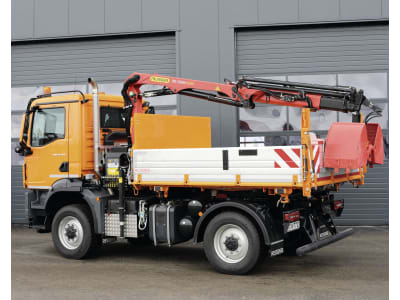 MAN Systemfahrzeuge "13.290" Baureihe TGM mit vollhydraulischem Wechselsystem Dreiseitenkipper Ressenig und Ladekran Palfinger