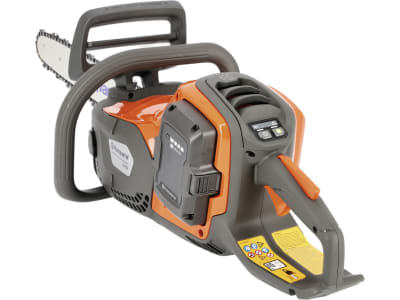 Husqvarna® Akku-Kettensäge "240i " Schienenlänge 35 cm, mit Akku und Ladegerät, 9706011-07 Husqvarna® Akku-Kettensäge "240i " Schienenlänge 35 cm, mit Akku und Ladegerät, 9706011-07