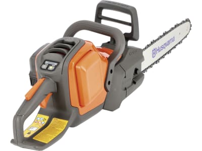Husqvarna® Akku-Kettensäge "240i " Schienenlänge 35 cm, mit Akku und Ladegerät, 9706011-07 Husqvarna® Akku-Kettensäge "240i " Schienenlänge 35 cm, mit Akku und Ladegerät, 9706011-07
