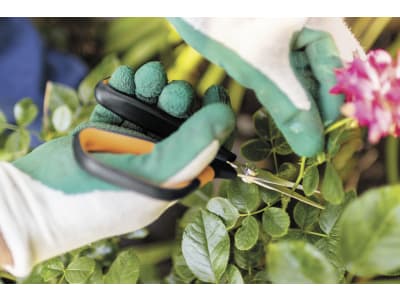 Fiskars Solid™ Universalgartenschere SP150 Fiskars Solid™ Universalgartenschere SP150