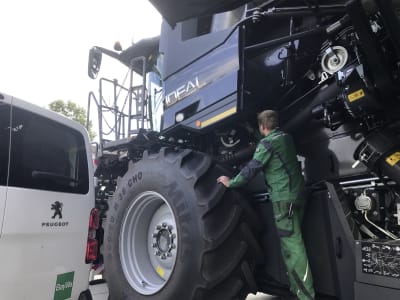BayWa Nachernte-Check für Fendt Mähdrescher, Feldhäcksler, Ladewagen, Rund- und Quaderballenpressen BayWa Nachernte-Check für Fendt Mähdrescher, Feldhäcksler, Ladewagen, Rund- und Quaderballenpressen