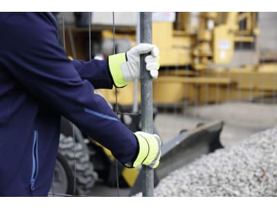 Keron Winterhandschuh "Neon" Ziegenleder, chromfrei gegerbt; Baumwollfleece; Polyester Keron Winterhandschuh "Neon" Ziegenleder, chromfrei gegerbt; Baumwollfleece; Polyester