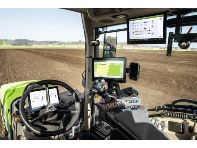 Fendt Traktor "700 Vario" Gen6