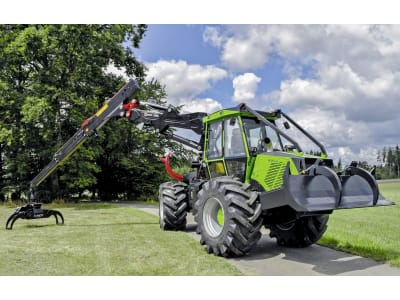 Noe Forsttraktor "NF 210-4R" 4-Rad Noe Forsttraktor "NF 210-4R" 4-Rad