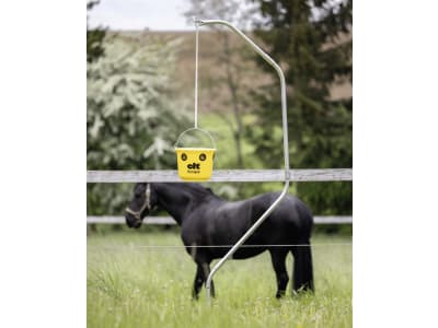 KERBL Bodenhalter für Bremsenfalle TaonX, Fliegenfalle FlyCage, Heunetz, Futtersack Hay Bag uvm., 326104 KERBL Bodenhalter für Bremsenfalle TaonX, Fliegenfalle FlyCage, Heunetz, Futtersack Hay Bag uvm., 326104