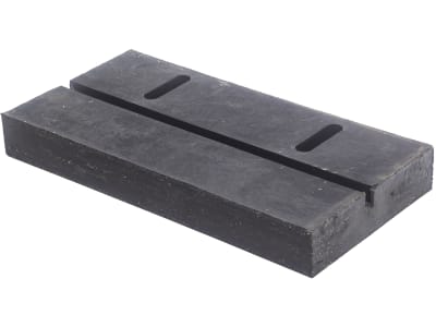 Schürfleiste B x H x S 395 x 200 x 50 mm Gummi, mit Nut und Langloch, für Schmidt F-Pflüge Schürfleiste B x H x S 395 x 200 x 50 mm Gummi, mit Nut und Langloch, für Schmidt F-Pflüge