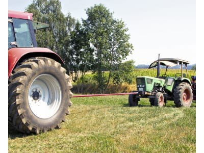 KERBL Abschleppschlinge 6 m, 35 t, rot, mit verstärkten Schlaufen, Warnfähnchen und Transporttasche, 37706