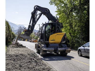 MECALAC Mobilbagger "15MWR" Hubkraft 6.500 kg, Leistung 100 kW (136 PS) bei 2.300 min⁻¹, 0 – 35 km/h