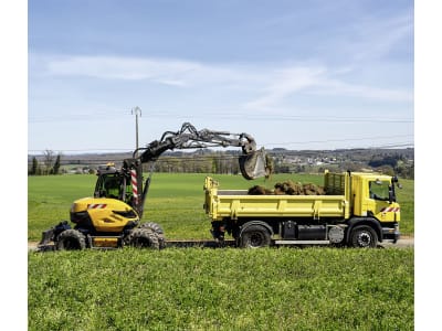 MECALAC Mobilbagger "11MWR" Hubkraft 4.000 kg, Leistung 55,4 kW (75 PS) bei 2.200 min⁻¹, 0 – 20 km/h