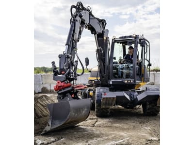 MECALAC Mobilbagger "9MWR" Hubkraft 3.000 kg, Leistung 55,4 kW (75 PS) bei 2.300 min⁻¹, 0 – 20 km/h