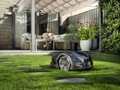 Husqvarna® Mähroboter "Automower® 305E NERA" für Rasenflächen bis 600 m², 9706530-12 Husqvarna® Mähroboter "Automower® 305E NERA" für Rasenflächen bis 600 m², 9706530-12