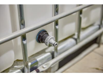 Gardena Push IN Einsteck-Tankverbinder zur einfachen Entleerung des Wasserfasses 09095-20 Gardena Push IN Einsteck-Tankverbinder zur einfachen Entleerung des Wasserfasses 09095-20