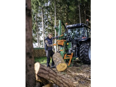 Posch® Holzspalter BayWa Sondermodell "HydroCombi 24 PZG" 24 t, Scheitlänge max. 110 cm, Kraftbedarf min. 23 kW, mit "Seilwinde 750" hydraulisch, M6245PHWR Posch® Holzspalter BayWa Sondermodell "HydroCombi 24 PZG" 24 t, Scheitlänge max. 110 cm, Kraftbedarf min. 23 kW, mit "Seilwinde 750" hydraulisch, M6245PHWR