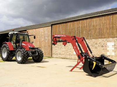 Massey Ferguson Frontlader "MF FL" mit Parallelführung Massey Ferguson Frontlader "MF FL" mit Parallelführung