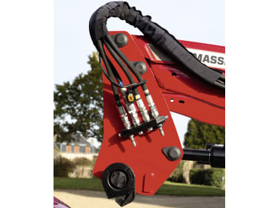 Massey Ferguson Frontlader "MF FL" mit Parallelführung Massey Ferguson Frontlader "MF FL" mit Parallelführung