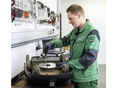 BayWa Mähroboter-Service "Inspektion Premiumpaket" für Husqvarna, Stihl, Kress, Gardena, 