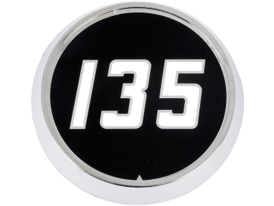 Typenschild "MF135" für Traktor Massey Ferguson 135, 135 Petrol, Kunststoff Typenschild "MF135" für Traktor Massey Ferguson 135, 135 Petrol, Kunststoff