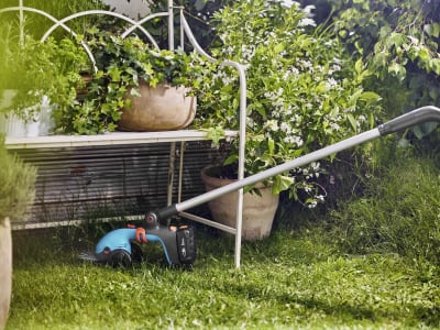 GARDENA Akku-Grasschere "PowerCut 20" mit Führung und Rädern