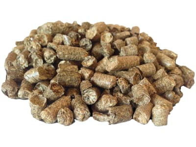 Strohpellets als Einstreu für Kleintiere und Pferde 24 kg Sack Strohpellets als Einstreu für Kleintiere und Pferde 24 kg Sack