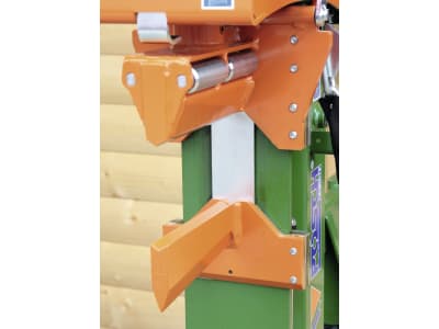 Posch® Holzspalter "BayWa Sondermodell "HydroCombi 17 MR" + STIHL Akku-Kettensäge "MSA 300" inkl. Akku- und Ladegerät, MA02 200 0001