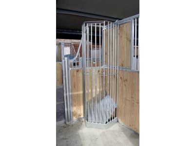 Growi® Sockel Höhe 220 mm für Heuraufe "Pidero" und "Lento", 5460 Growi® Sockel Höhe 220 mm für Heuraufe "Pidero" und "Lento", 5460