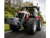 Massey Ferguson Traktor "MF 8S.285" 209 kW (285 PS) bei 1.850 min⁻¹ 