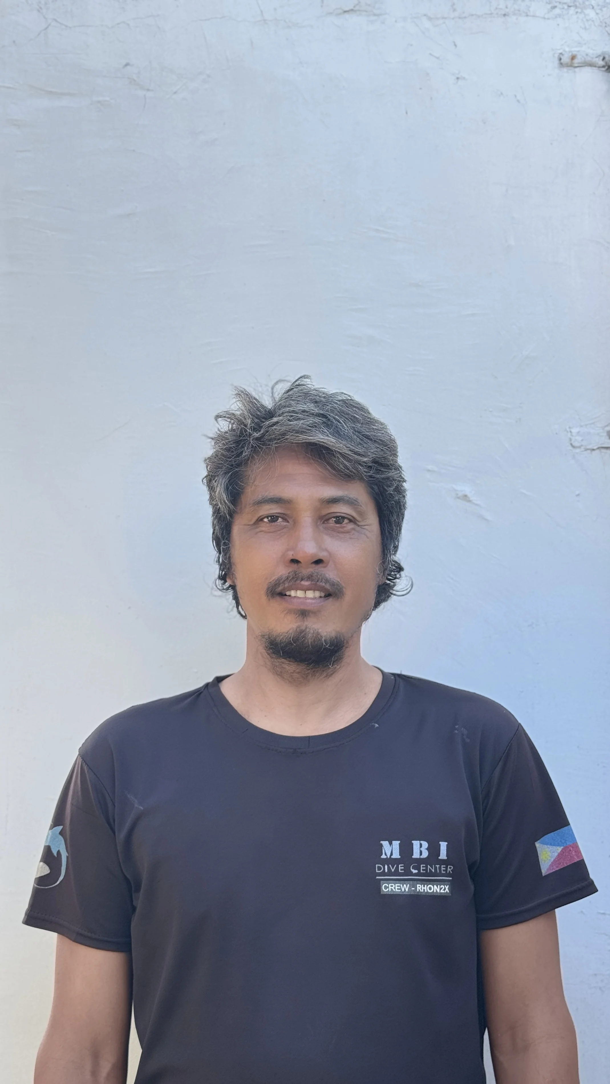 Rhon Arrabis, Dive Master