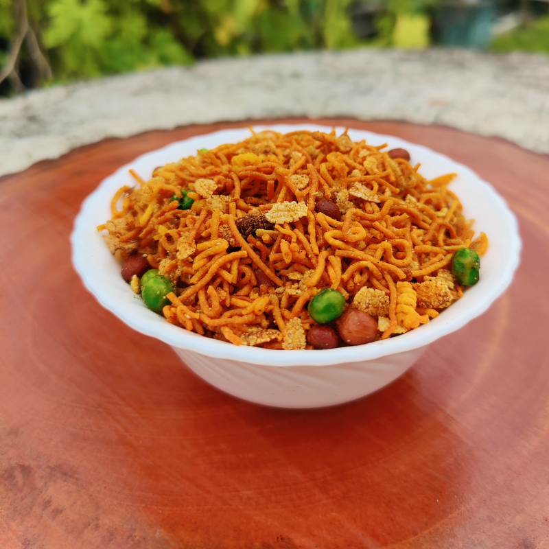 স্পেশাল রসুন চানাচুর