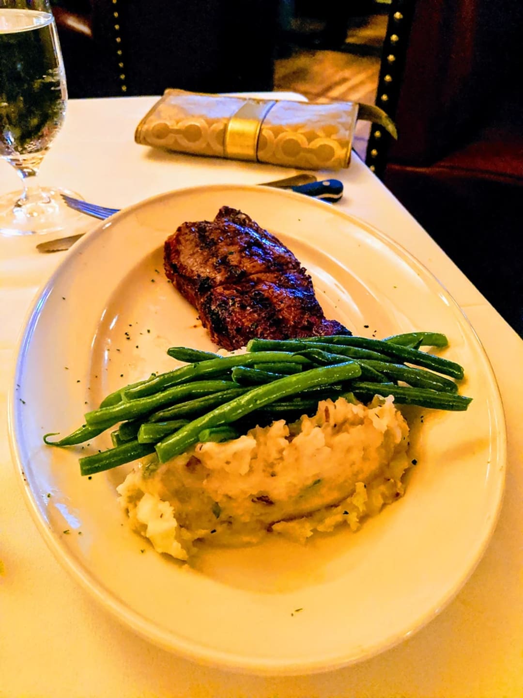 featured image thumbnail for post Pappas Bros. Steakhouse Houston Galleria