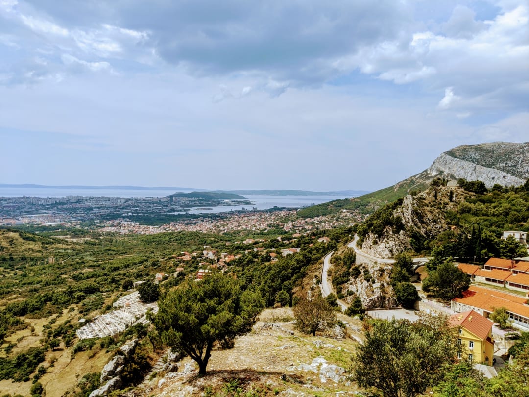 featured image thumbnail for post Around Split