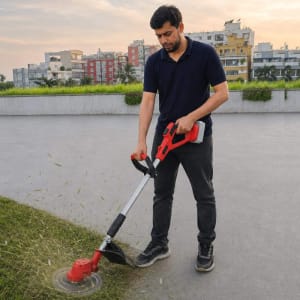  মাল্টিফাংশনাল রিচার্জেবল খেলার মাঠ/নার্সারী/বাগান বা আগাছা পরিস্কার করার মেশিন (৪৮V) ২ বেটারী সহ।