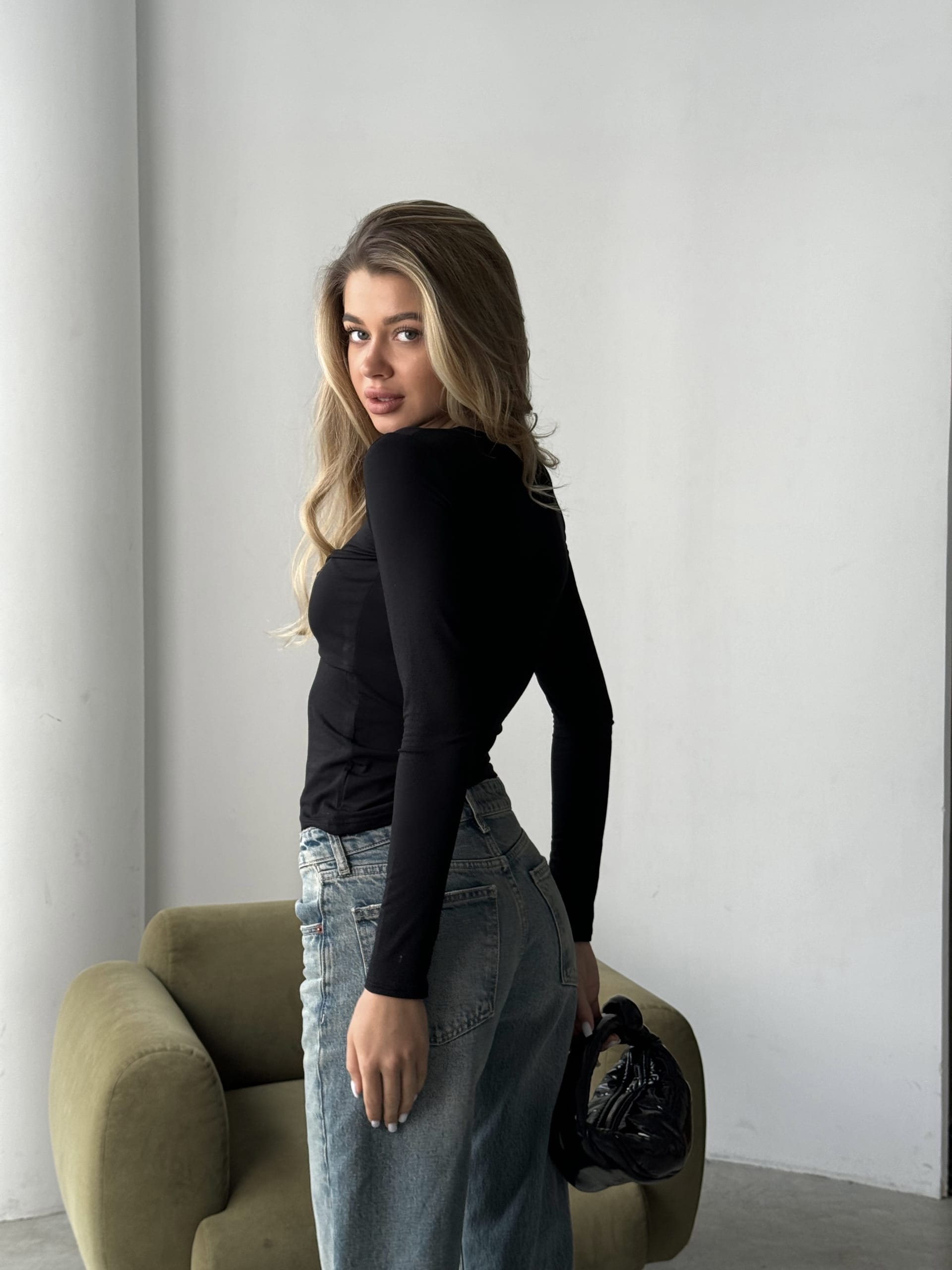 Long-sleeve top with draped bust – black — photo 3