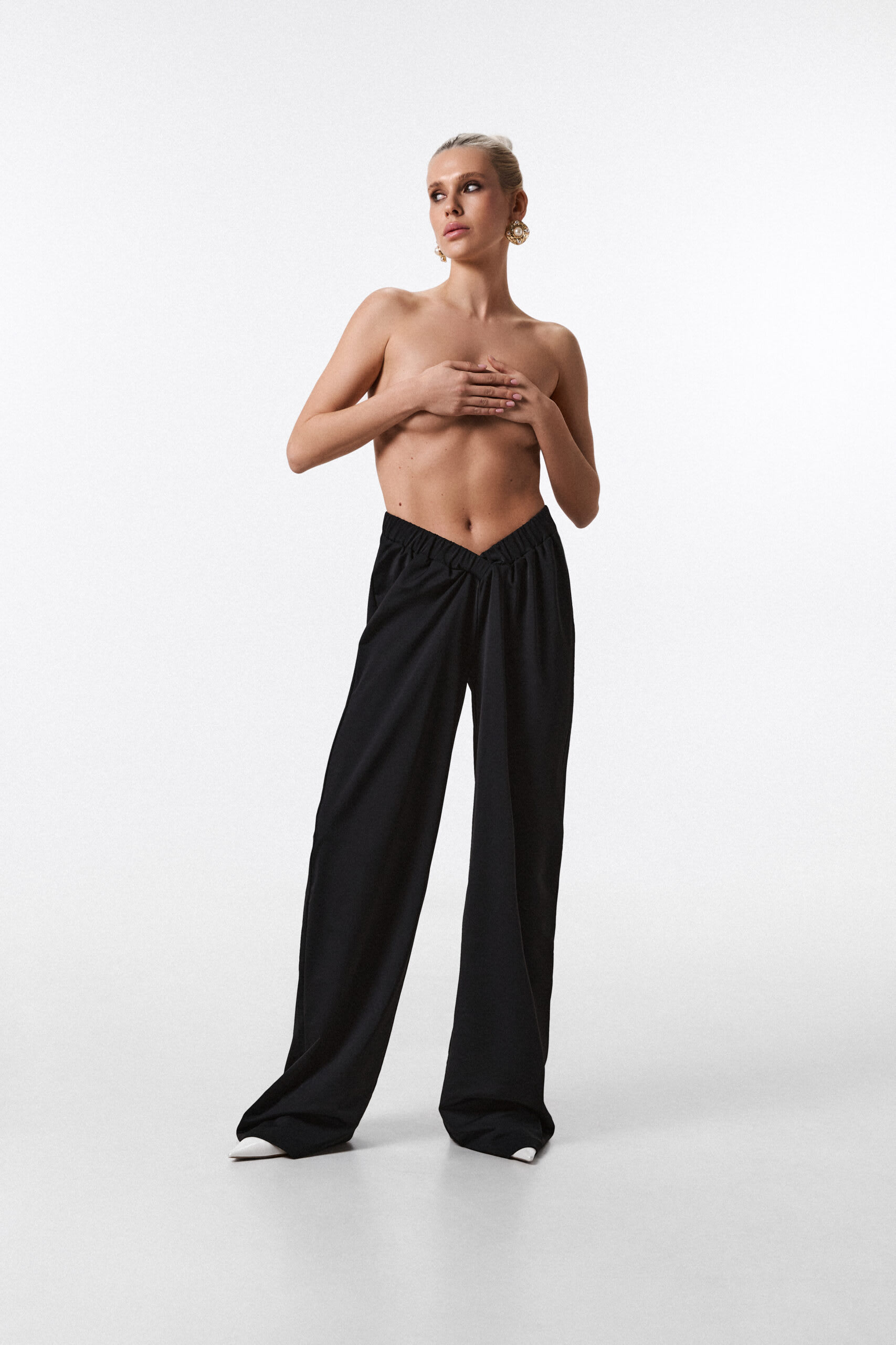 V-SHAPE PANTS — photo 2