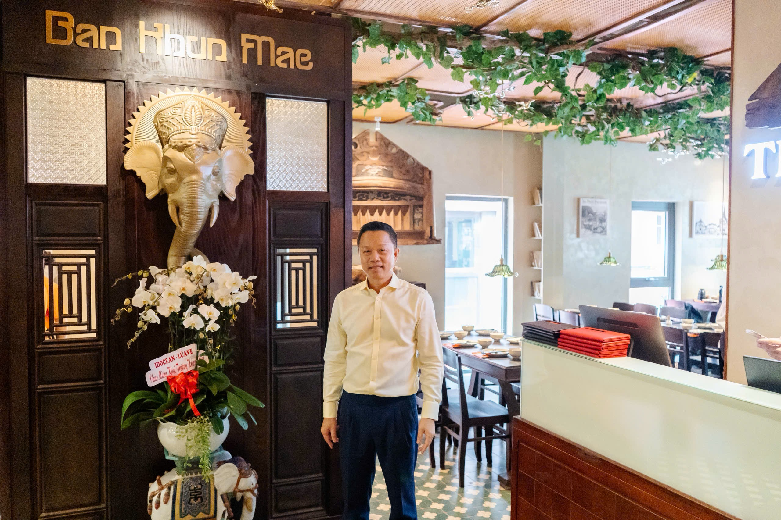 阮德琼先生肖像 – Thai Siam Kitchen 创始人，他引领着将泰国美食和文化带给越南食客的旅程。