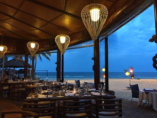 从岘港富丽华度假酒店开始，The Fan 的旅程持续扩展。