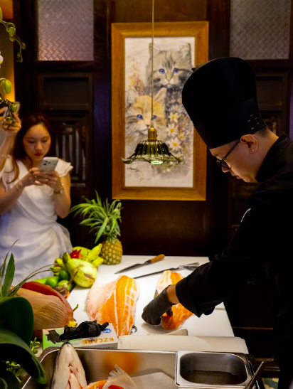 二楼的 Thai Siam Kitchen 适合那些想分享多道菜的餐桌。