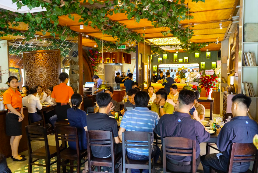 Khi cả bàn muốn chia sẻ: Thai Siam Kitchen và Thai Market