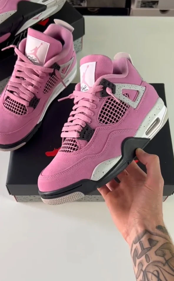 Nike Air Jordan 4 rosa