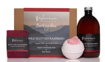 HIGHLAND Gave Bathing Box Raspberry