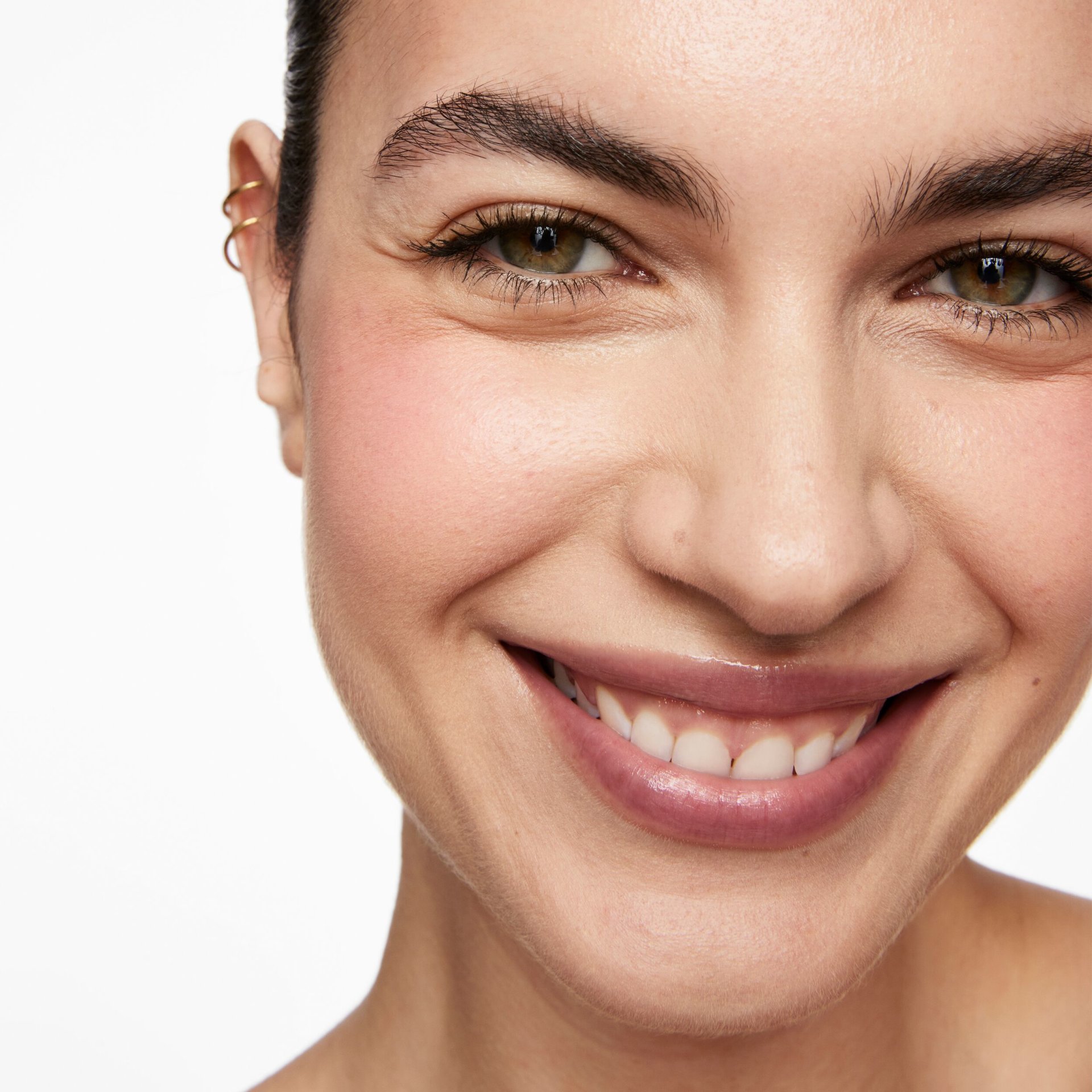 Model: Rayane
Agency: The Hive
Usage: 2 years on website, social and email 
Shoot date: 14.03.23
Expiry date: 14.03.25
Photographer: Lucy Kinnen