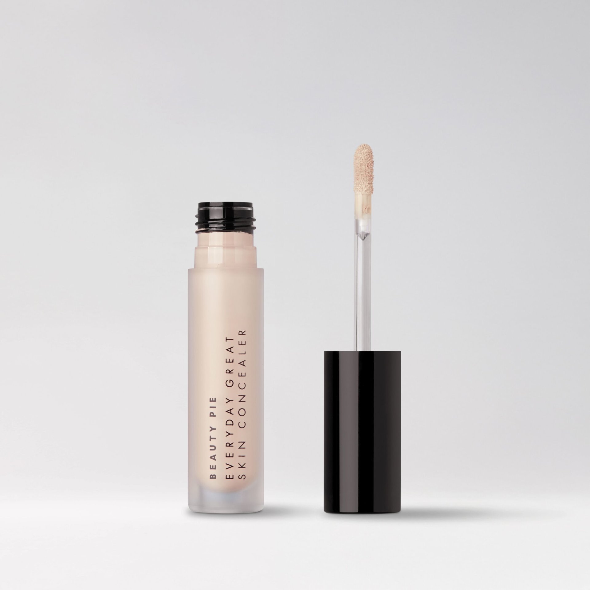 EVERYDAY_GREAT_SKIN_HYALURONIC_BLUR_CONCEALER
Shade 50 Superlight