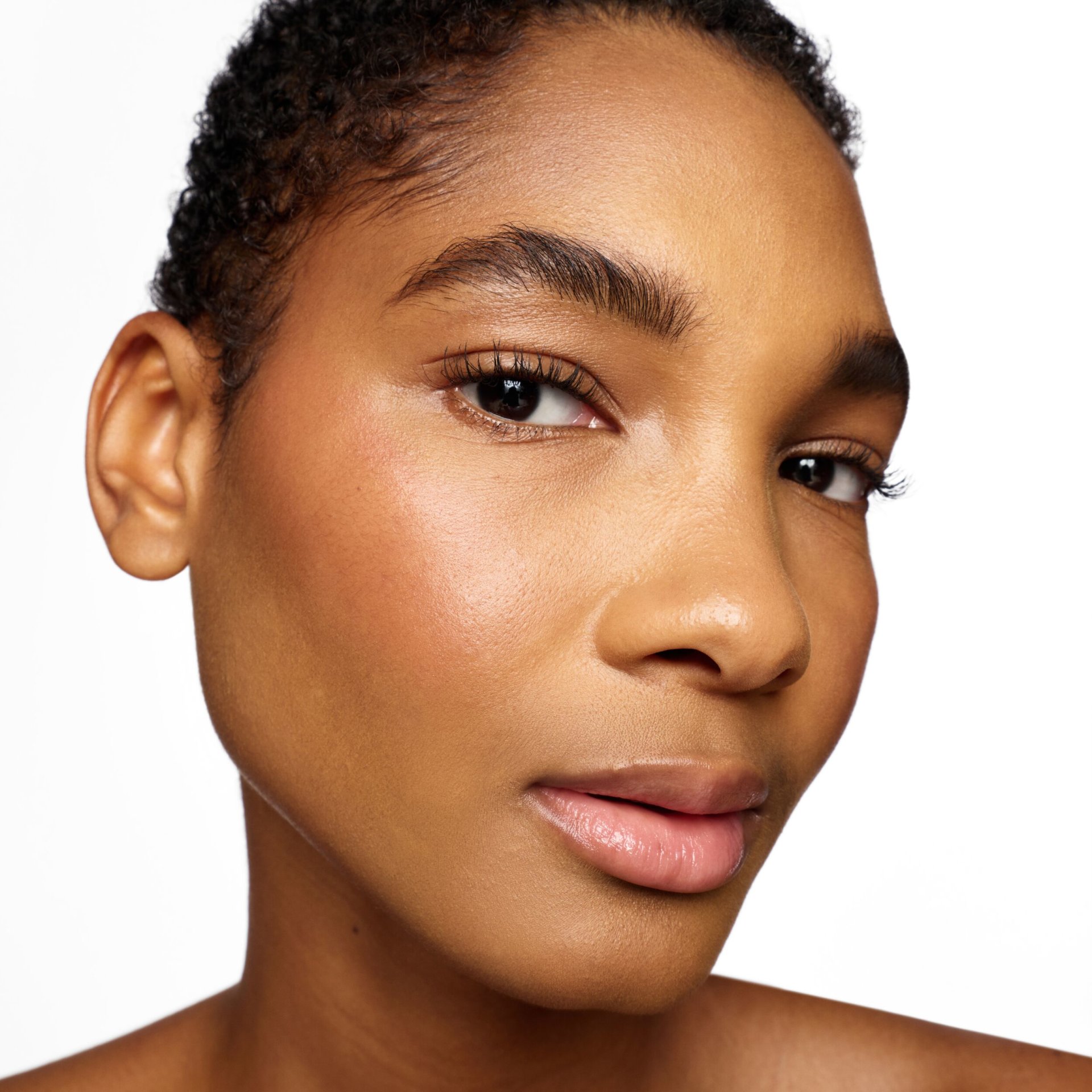 Model: DanyRose Langeron
Agency: The Hive
Usage:2 years usage, all web usage (brand and third party. incl digital ads), social and email (brand and third party)
Shoot date: 11.12.2024
Expiry date: 11.12.2026
Photographer: Lucy Kinnen
