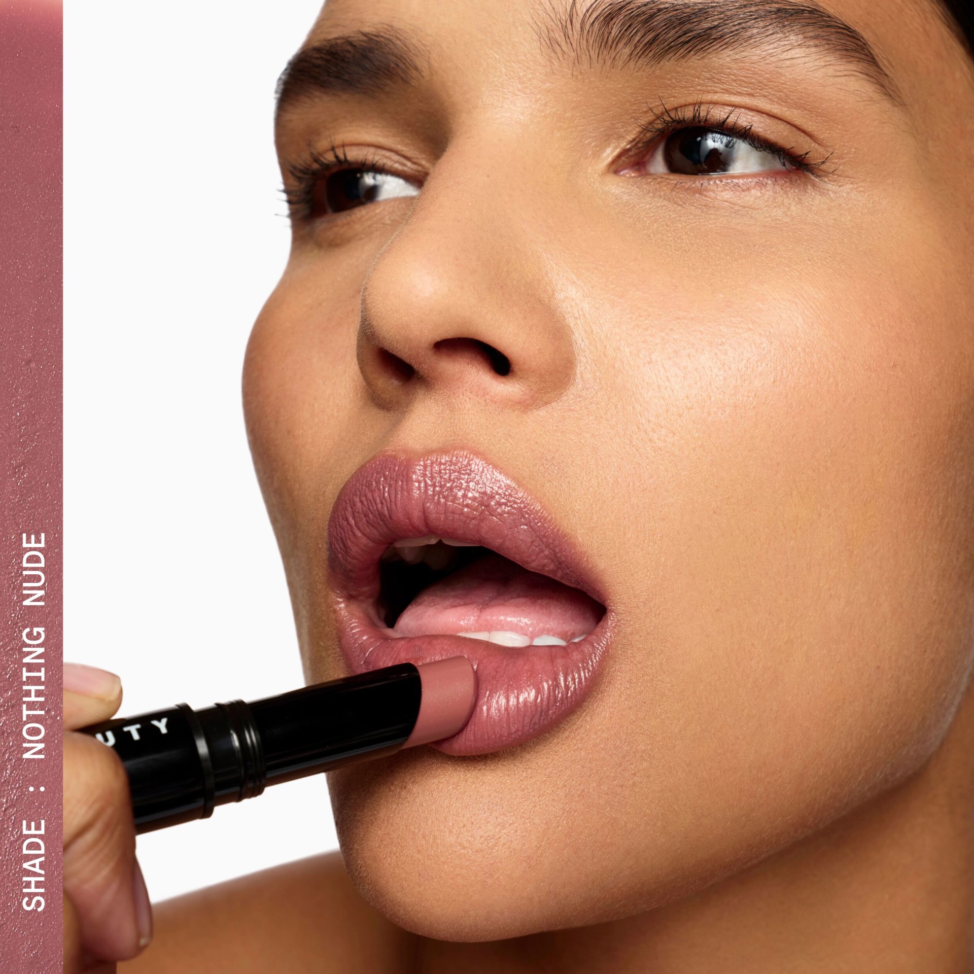 EVERYDAY_GREAT_SKIN_HYALURONIC_BLUR_CONCEALER 
Nothing Nude