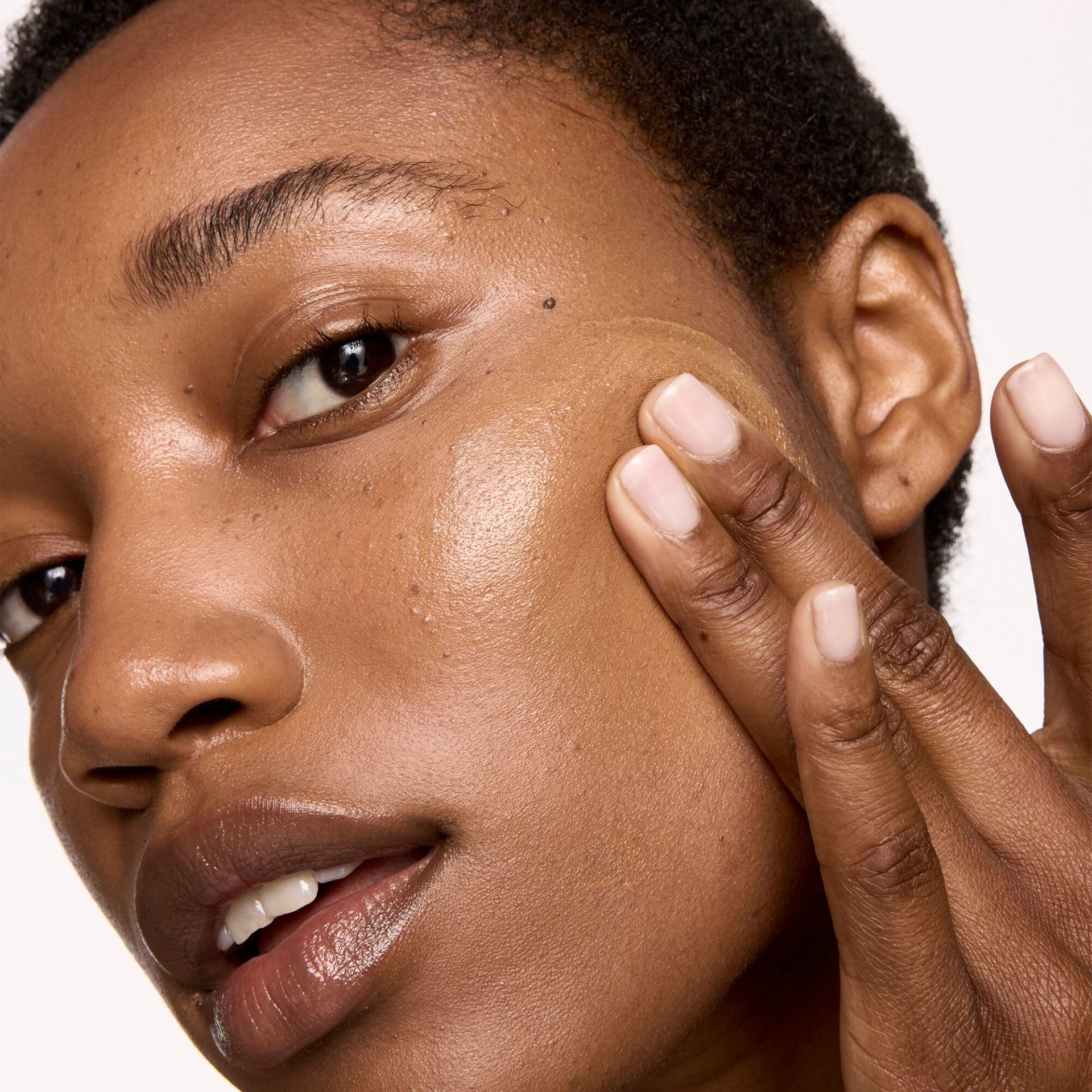 Model: Kiki Ransom
Agency: IMM Agency
Usage: 2 years usage - all web usage (brand and third party. incl digital ads), social and email (brand and third party)
Shoot date: 24.04.2024
Expiry date: 24.04.2026
Photographer: Lucy Kinnen