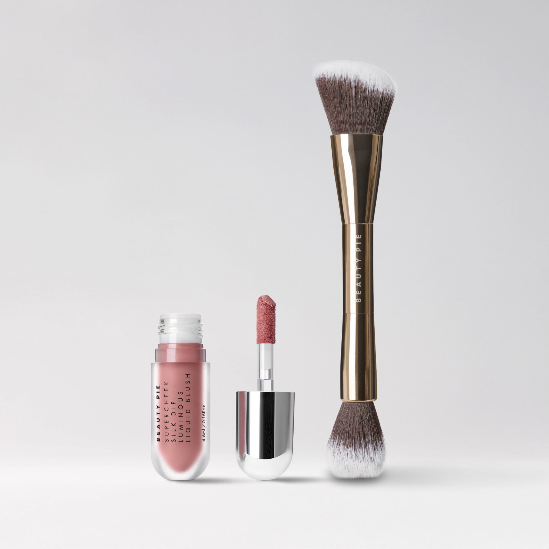 SUPERCHEEK SILK DIP LUMINOUS LIQUID BLUSH
Supercheek Silk Dip Luminous Liquid Blush + DE Sculpt & Blush Brush 012 (X4 Shades)